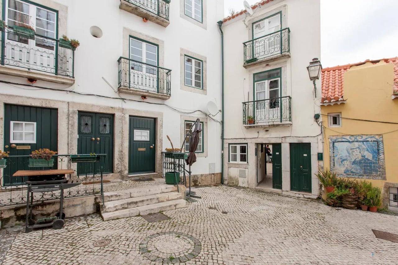 Alfama Charming Apt With 2 Free Bikes By Timecooler Apartment Lisbon Exterior photo